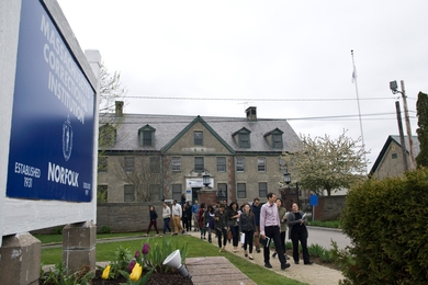MIT students led by Assistant Professor Justin Steil leave MCI-Norfolk prison after a class session.