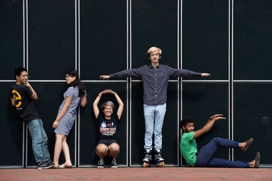 The votemate team wants to ensure that registering to vote is not a stretch. Pictured from left to right: Peter Su, Elaine Lin, Caroline Mak, Mitchell Gu, and Brandon Uveges.