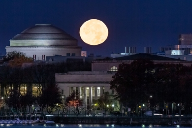 The November 2016 supermoon looms over MIT.