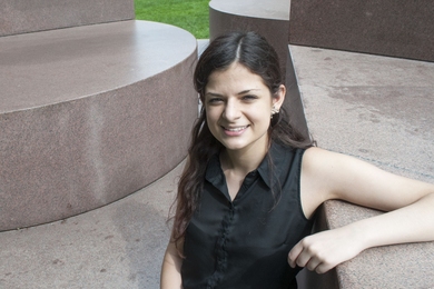 Incoming freshman Kaylee de Soto got a head start at MIT, arriving in June to help the Plasma Science and Fusion Center update its fusion video game.