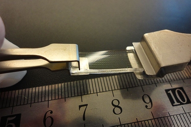 A new material produced by Juejun Hu and his team can be repeatedly stretched without losing its optical properties.