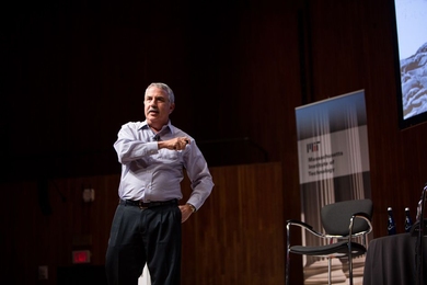 Columnist Thomas L. Friedman of The New York Times, delivering the fall 2018 Compton Lecture at MIT on Oct. 1.