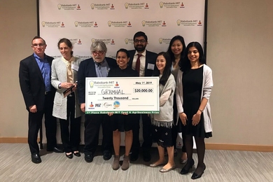 Judges and sponsors of the Rabobank-MIT Food and Agribusiness Innovation Prize pose with members of the winning team, Gramhal. Team members pictured include advisor Russell DeLucia (third from left); head of operations Simeen Kaleem (fourth from left); CEO and founder Vikas Birhma (fourth from right). Not pictured is Gramhal chief program officer Pankaj Mahalle.