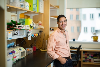 At MIT, Héctor De Jesús-Cortés studies neuronal electrical activity underlying diseases such as amblyopia, or lazy eye.