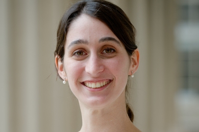 Portrait photo of Jasmine Florentine on MIT's campus