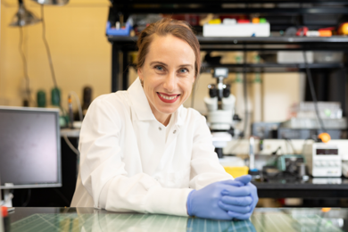 Portrait of MIT Professor Polina Anikeeva seated in her lab.