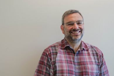 Headshot of Daniel Lew