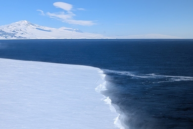 The edge of an ice sheet next to the ocean